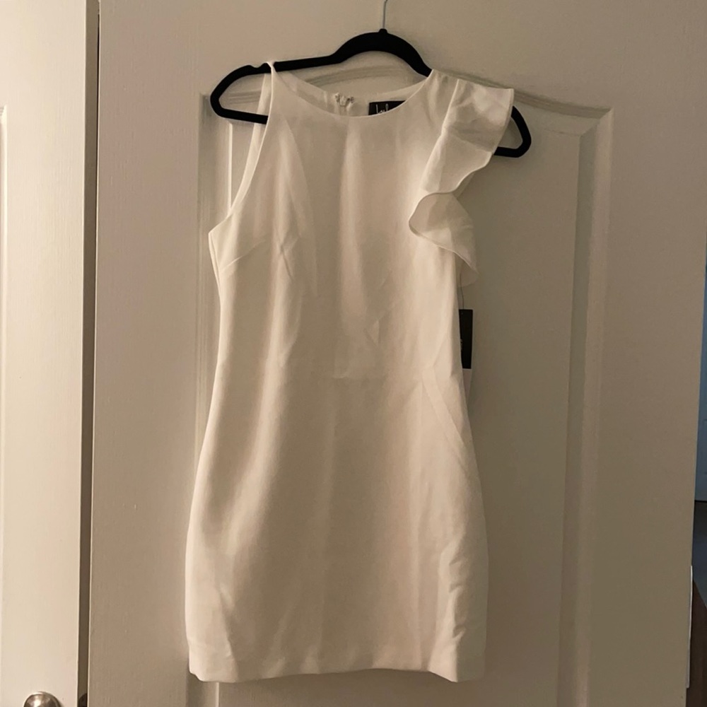 NWT: LULUS One shoulder ruffle Dress: SIZE SMALL